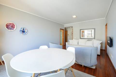 Apartamento T1 mobilado para arrendamento no Aviz, Porto