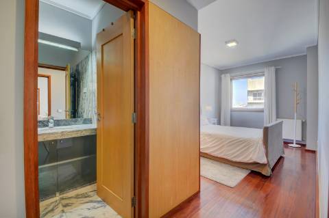 Apartamento T1 mobilado para arrendamento no Aviz, Porto