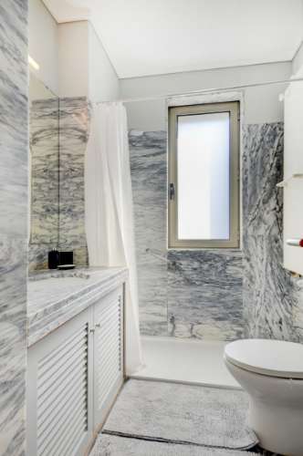 Apartamento T2 mobildo para arrendar no Aviz, Porto