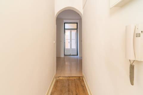 T2 +2 Campo de Ourique com cachet para obras