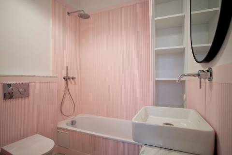 T2 + closet + Pateo. 75m2 area + 27m2 de Pateo totalmente renovada