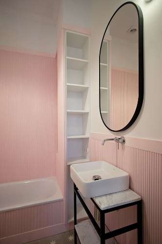 T2 + closet + Pateo. 75m2 area + 27m2 de Pateo totalmente renovada