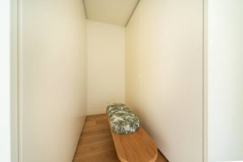 Apartamento T3 mobilado, no Príncipe Real, junto ao Jardim Botânico de Lisboa