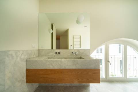 Apartamento T3 mobilado, no Príncipe Real, junto ao Jardim Botânico de Lisboa