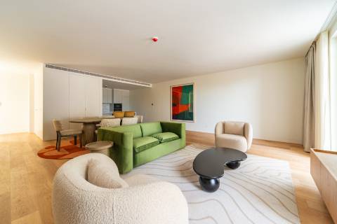 Apartamento T2 duplex mobilado, novo a estrear no Príncipe Real, Junto ao Jardim Botânico de Lisboa