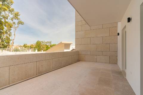 Apartamento T2 duplex mobilado, novo a estrear no Príncipe Real, Junto ao Jardim Botânico de Lisboa