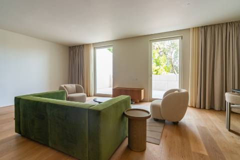 Apartamento T2 mobilado, novo a estrear no Príncipe Real, Junto ao Jardim Botânico de Lisboa