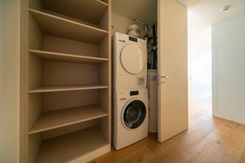 Apartamento T2 mobilado, novo a estrear no Príncipe Real, Junto ao Jardim Botânico de Lisboa