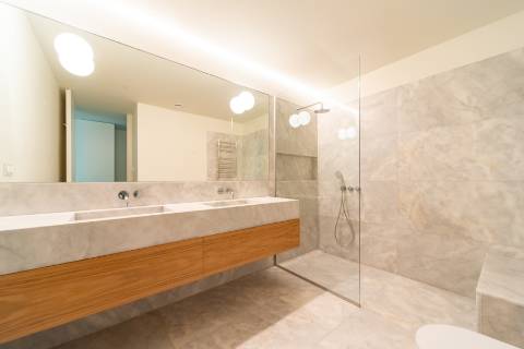 Apartamento T2 mobilado, novo a estrear no Príncipe Real, Junto ao Jardim Botânico de Lisboa