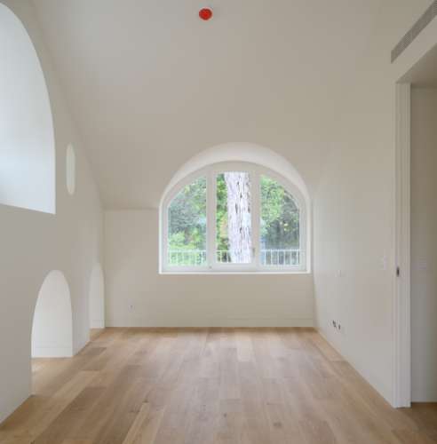 Apartamento T2 mobilado, novo a estrear no Príncipe Real, Junto ao Jardim Botânico de Lisboa