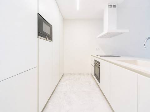 Apartamento T2 novo a estrear em Condomínio fechado na Estrela