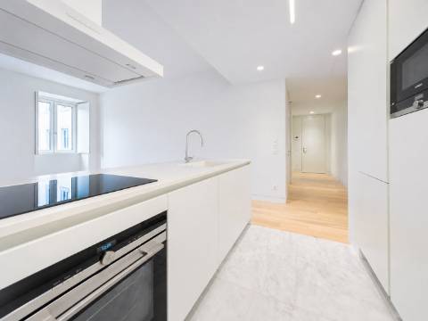 Apartamento T2 novo a estrear em Condomínio fechado na Estrela