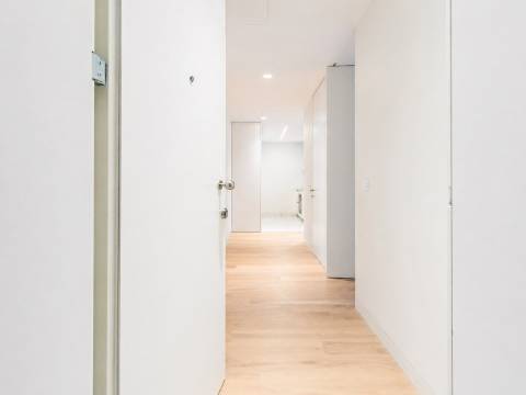 Apartamento T2 novo a estrear em Condomínio fechado na Estrela