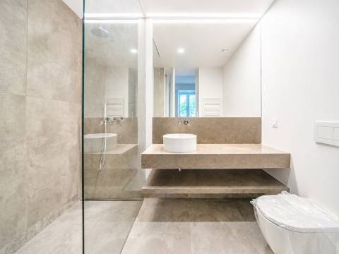 Apartamento T2 novo a estrear em Condomínio fechado na Estrela