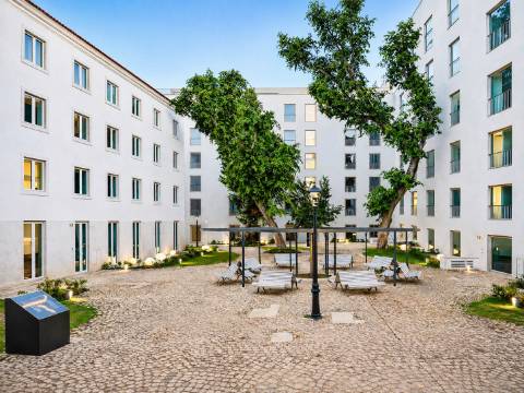 Apartamento T2 novo a estrear em Condomínio fechado na Estrela