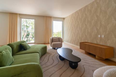 Apartamento T2 mobilado, novo a estrear no Príncipe Real, Junto ao Jardim Botânico de Lisboa
