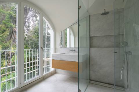 Apartamento T2 mobilado, novo a estrear no Príncipe Real, Junto ao Jardim Botânico de Lisboa