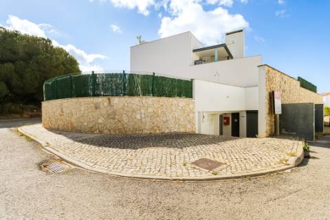 Moradia em banda V3+2 Vilamoura