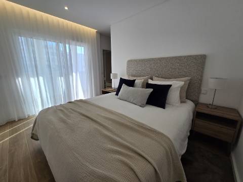 Apartamento T2 - Frente Mar, Quarteira