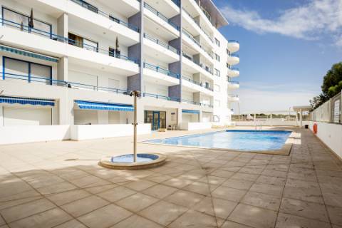 Apartamento T2 - Frente Mar, Quarteira