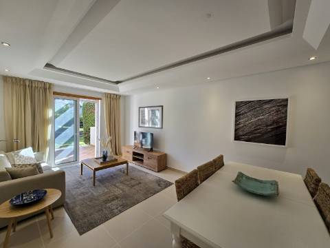 Moradia em banda V3 - The Crest