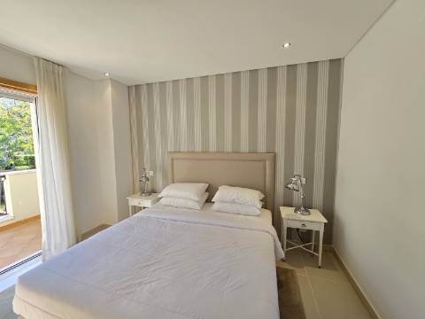 Moradia em banda V3 - The Crest