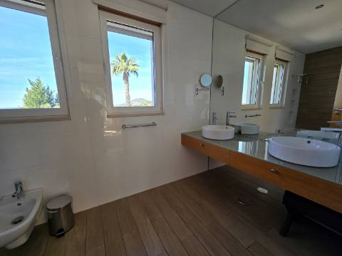 Moradia em banda V3 - The Crest