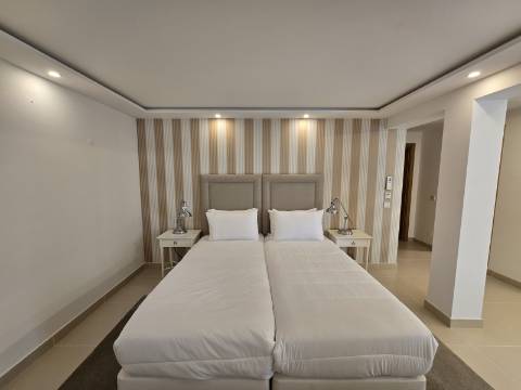 Moradia em banda V3 - The Crest