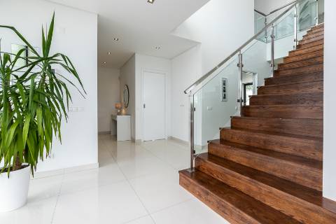 Moradia V4 - Perto da Praia de Faro