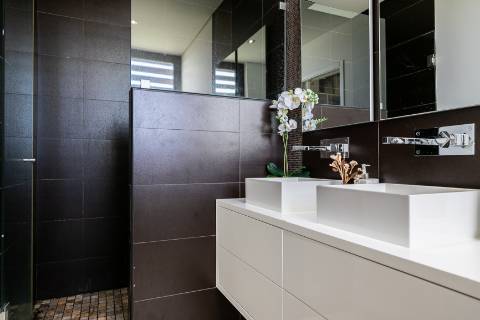 Moradia V4 - Perto da Praia de Faro