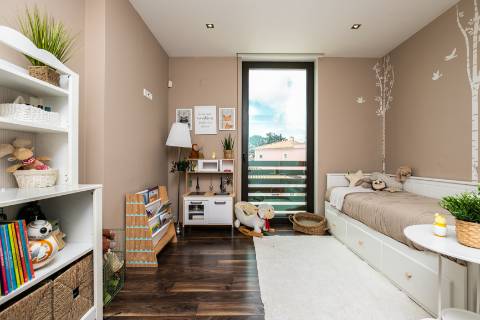 Moradia V4 - Perto da Praia de Faro