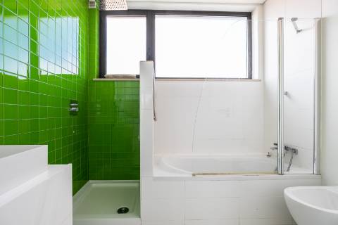 Moradia V4 - Perto da Praia de Faro