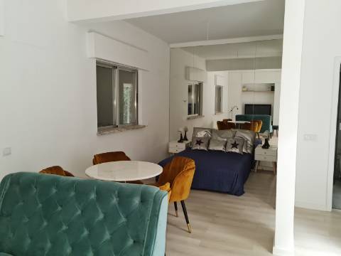 Apartamento T4 para venda na baixa de Faro