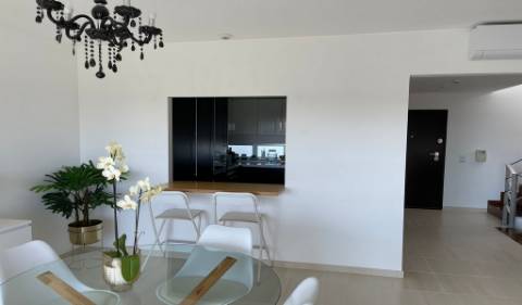 Fantástico apartamento triplex com vista Mar/Golf/Piscina