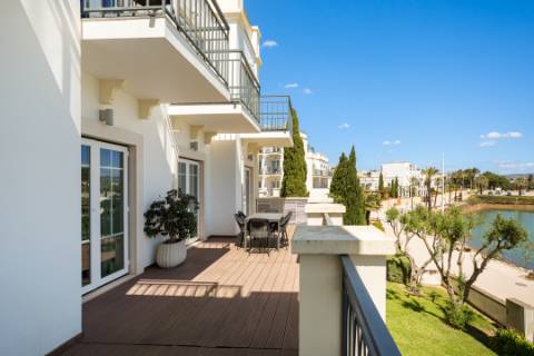 Apartamento T2 - Com vista para a marina de Vilamoura