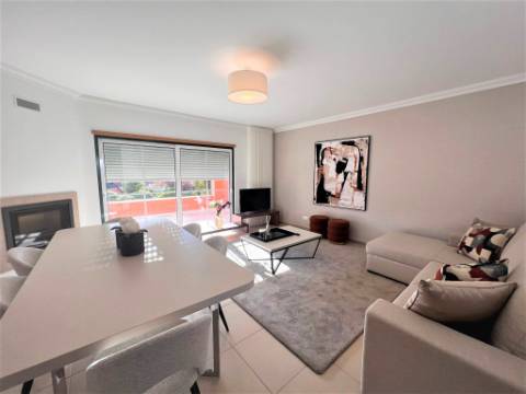 Moradia V3 em condominio fechado- Alcantarilha Orange- novo