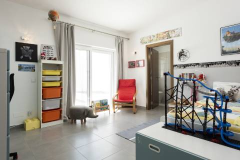 Moradia contemporânea V4 - Loulé