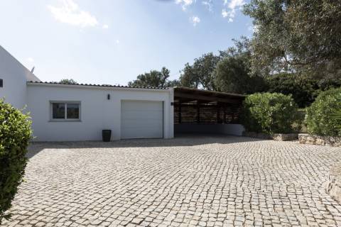 Moradia contemporânea V4 - Loulé