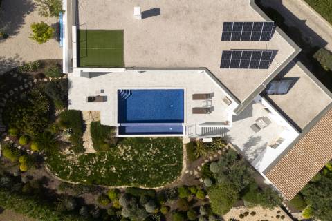 Moradia contemporânea V4 - Loulé