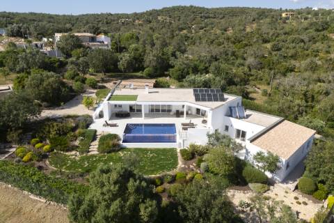 Moradia contemporânea V4 - Loulé