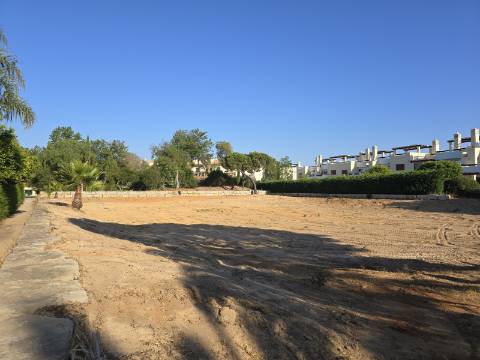 Terreno Frente Golf - Vila Sol