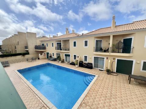 Moradia em Banda - Boliqueime