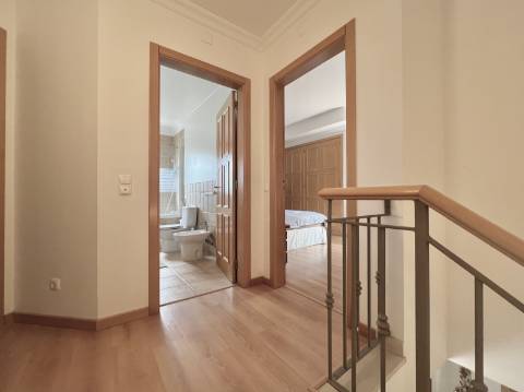 Moradia em Banda - Boliqueime