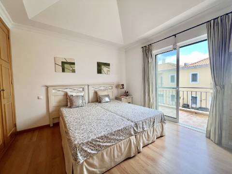 Moradia em Banda - Boliqueime