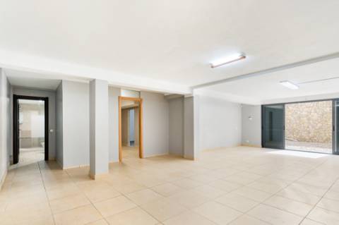 Moradia V3 + 1 - Quarteira