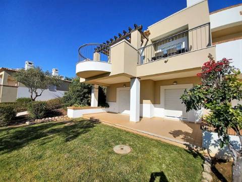 Moradia V3 em banda - Mexilhoeira Grande