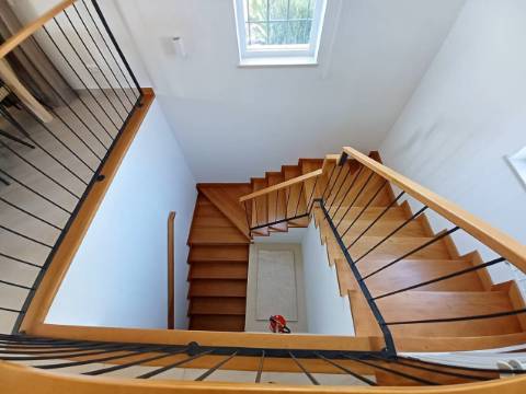 Moradia V3 em banda - Mexilhoeira Grande