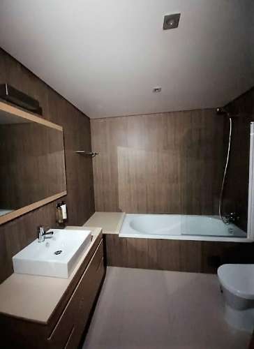 Moradia V3 em banda - Mexilhoeira Grande