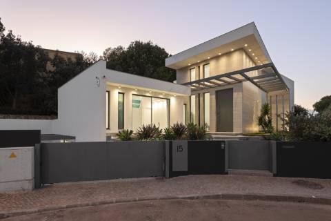 Moradia Contemporânea de 4 Quartos - Vista Victoria Golf Course , Vilamoura