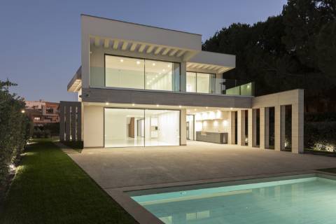 Moradia Contemporânea de 4 Quartos - Vista Victoria Golf Course , Vilamoura